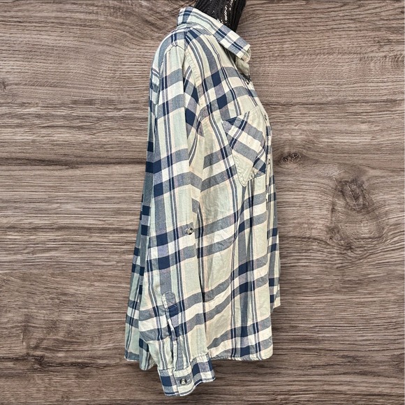Magellan Outdoors Shirt Womens XL Navy Aqua Plaid Boyfriend Fit Willow‎ Creek - Picture 14 of 16